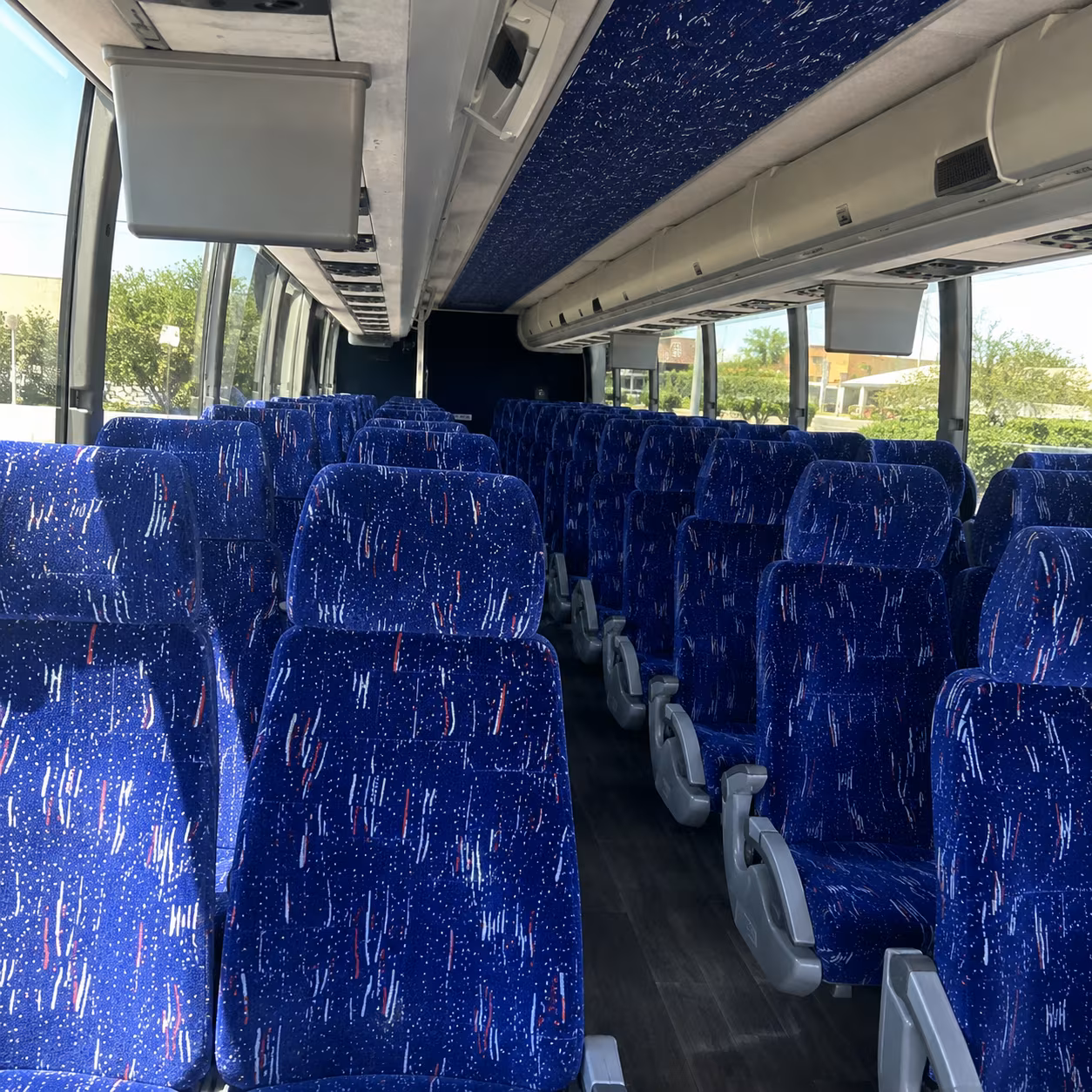 book group transportation for your next airport transfer 2