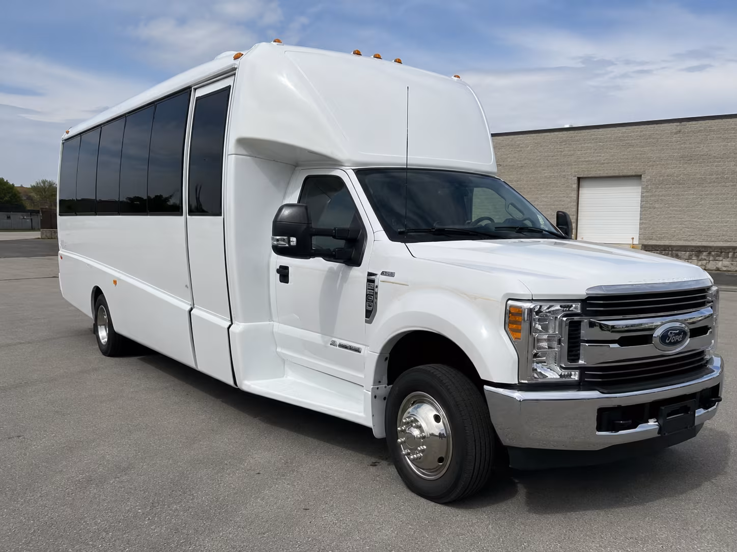 book group transportation for your next bachelor or bachelorette party 2