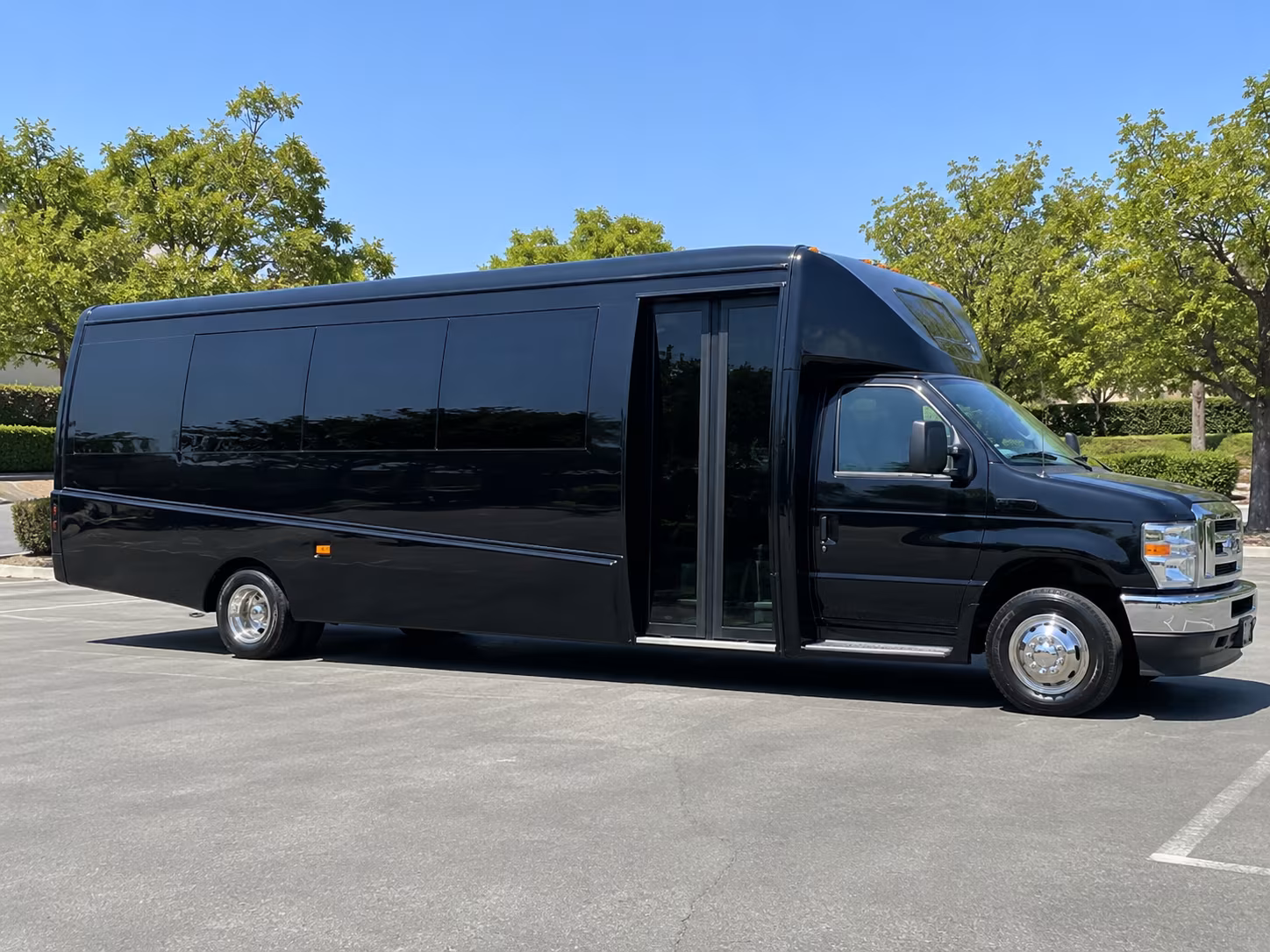 book group transportation for your next corporate event 1