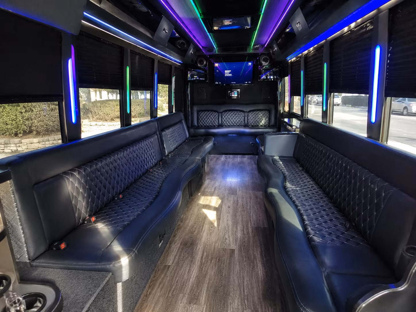 new rochelle 15 passenger party bus interior