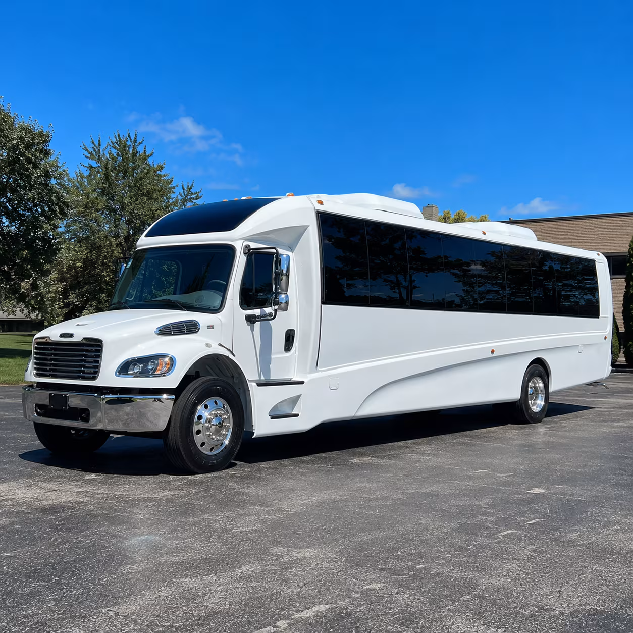 new rochelle 20 passenger minibus