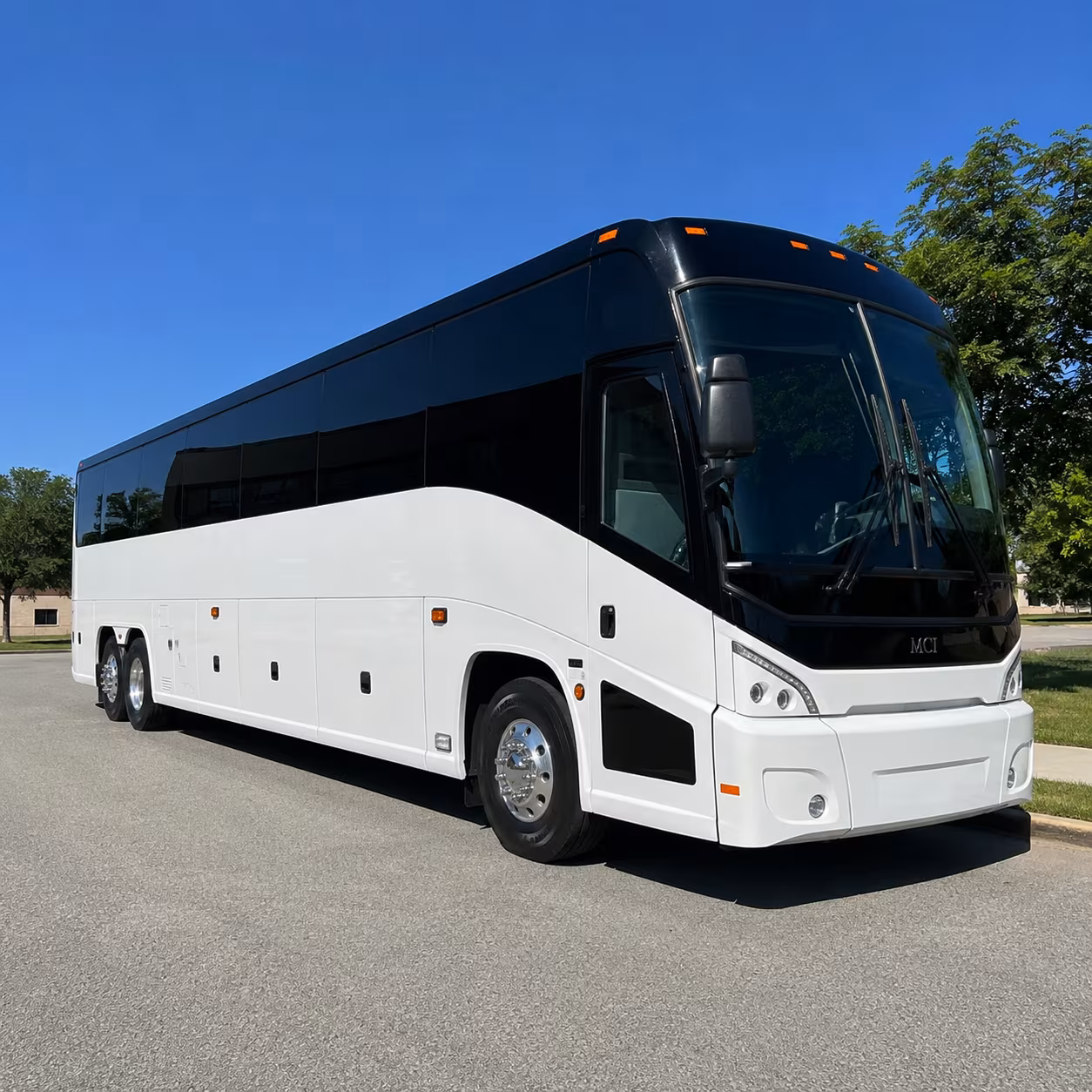new rochelle 40 passenger charter bus