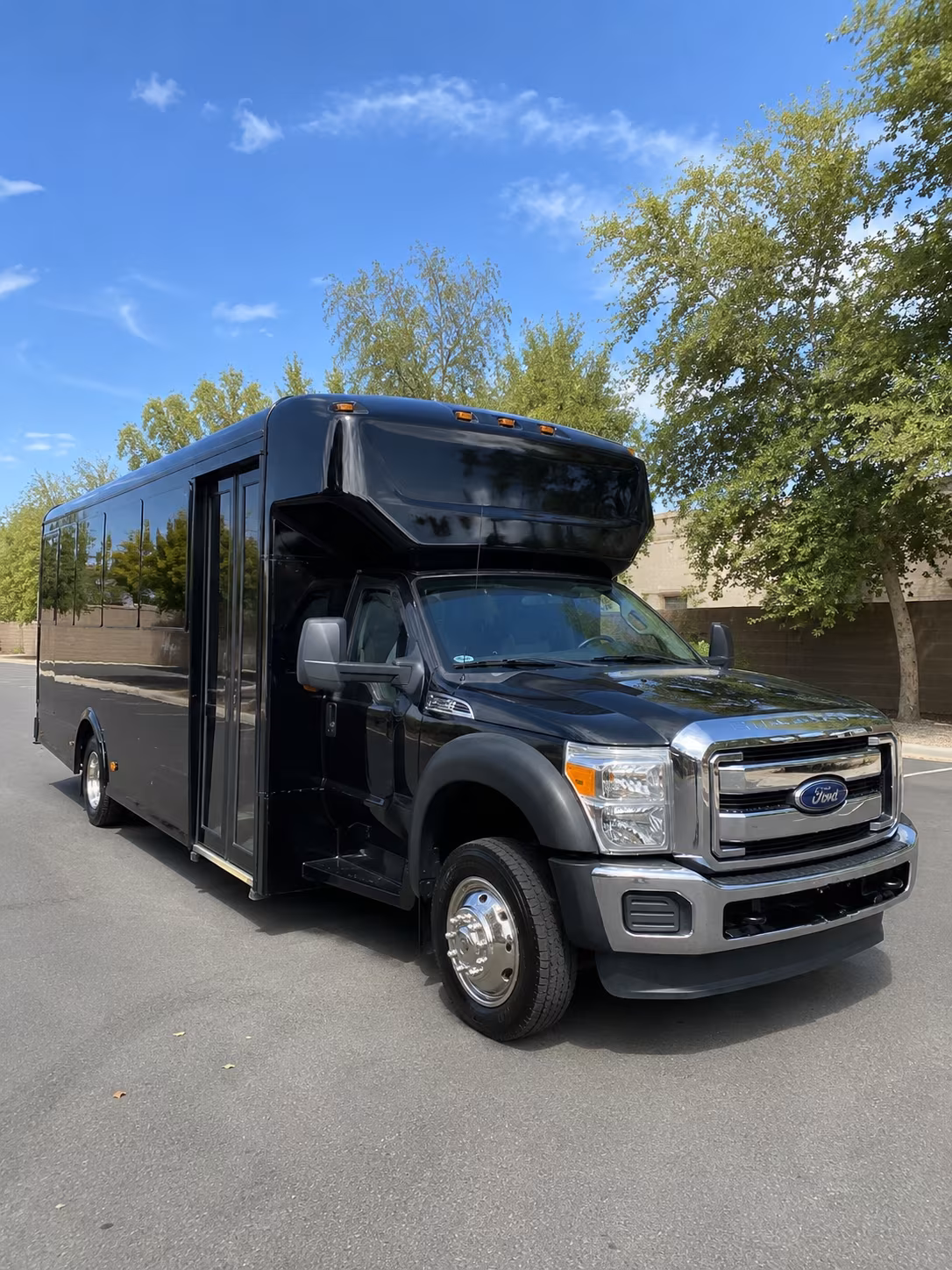 new rochelle bachelor party buses for a night in manhattan