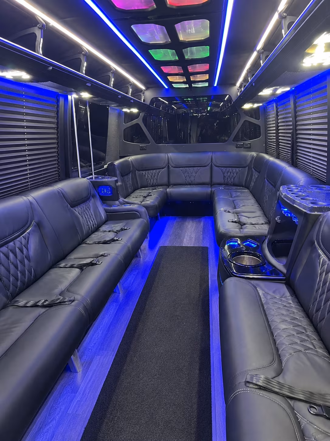 new rochelle holiday party bus rental