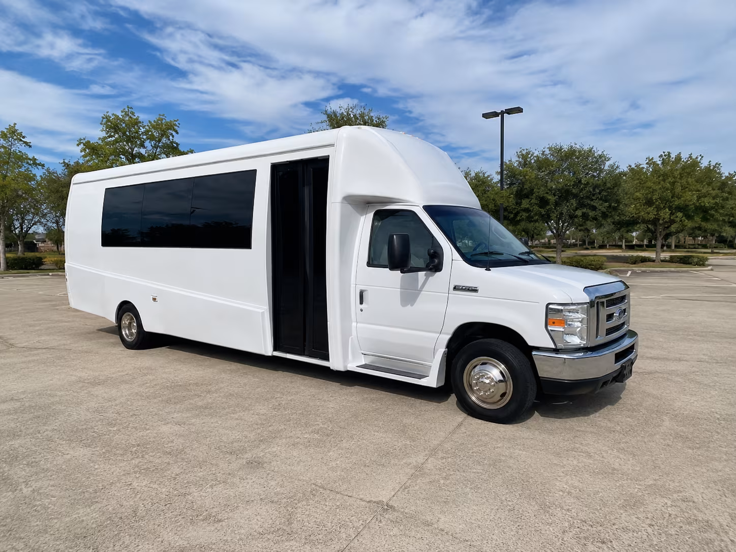 party buses to knicks rangers and msg events from new rochelle